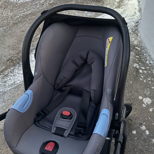 Kinderkraft 3-in-1 grey stroller with car seat