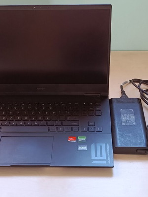 HP Omen 16-xd0001nn gaming λάπτοπ με Ryzen 7 7840HS, 32GB RAM και 2TB SSD