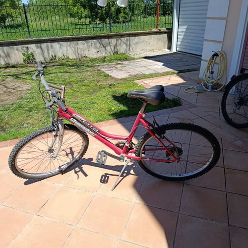 Sierra Champion 26" bicycle with new saddle, city bike