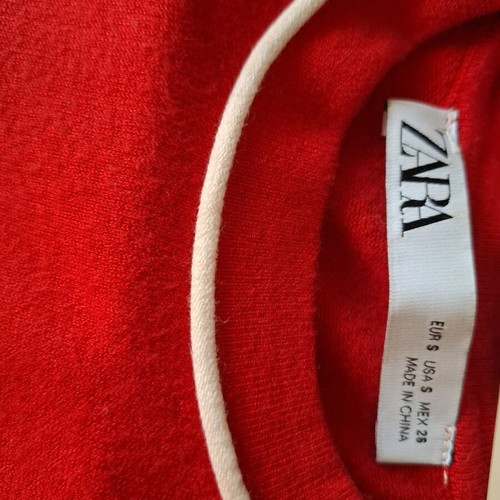 Zara red sleeveless knitted top like new, size small