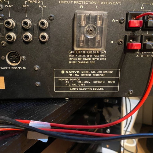 Sanyo JCX-2250KZ amplifier used 2x30 watt