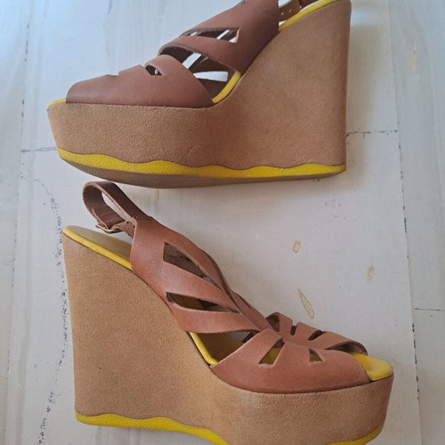Ale leather platform sandals like new, brown
