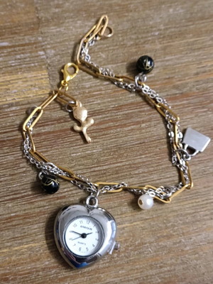 Vintage two-tone women's quartz bracelet watch new with onyx and pearl charms stainless steel