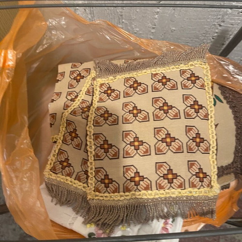Decorative woven linens like new, pack of 30+ pieces