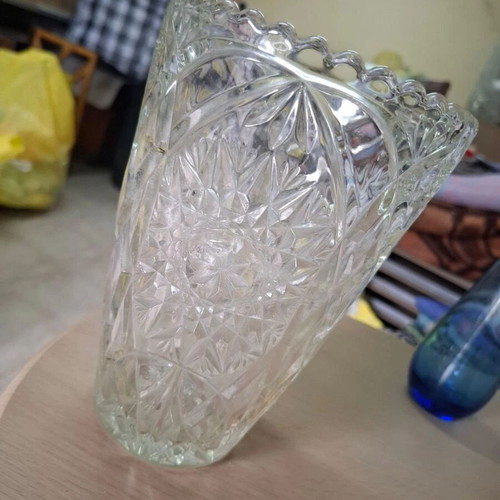 Vintage crystal flower vases and centerpiece used