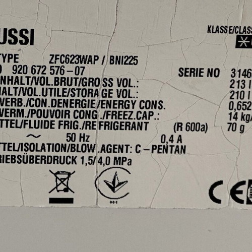Zanussi ZFC623WAP Chest Freezer like new 213 liters