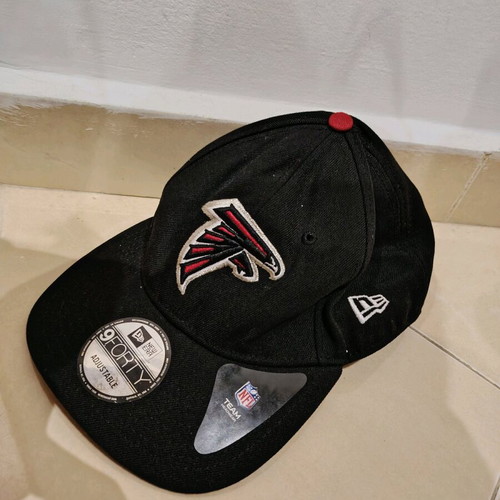 Atlanta Falcons New Era 9 Forty Adjustable Cap like new