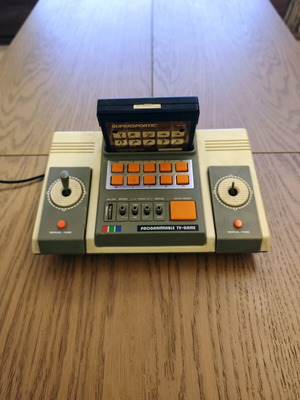 Vintage TV Game Console SUPERSPORTIC PC-501 used with cartridge