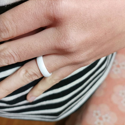 Polyhedral ceramic ring Jewelietta white like new
