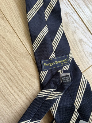 Silk tie blue like new