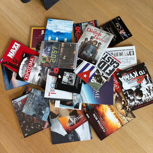 DVD and CD pack like new, 40+ titles documentaries cinema music