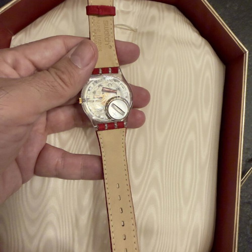 Swatch Gent Roi Soleil watch 1993 limited edition like new, blue dial, red leather strap