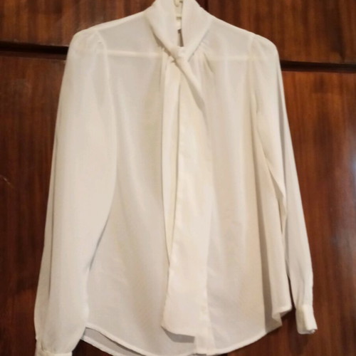Vintage white shirt with neck tie like new, SUITEBLANCO