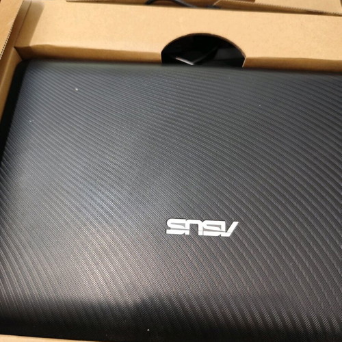 Asus Eee PC laptop like new with Windows 7 and hard drive