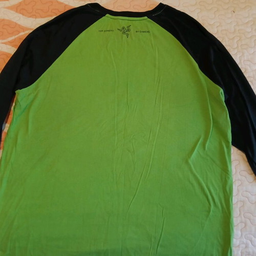 Razer Life T-shirt for men XL like new, black and green