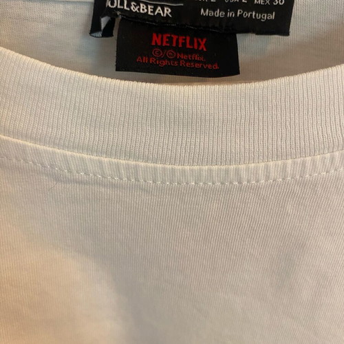 Netflix Pull & Bear short-sleeve men's t-shirt used, size L, white and red