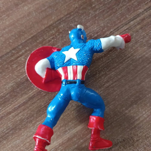 Captain America figure used 10cm with shield