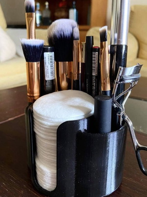 Makeup holder new, printed, available in all colors