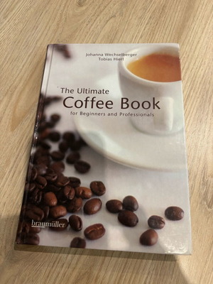 The Ultimate Coffee Book like new for beginners and professionals