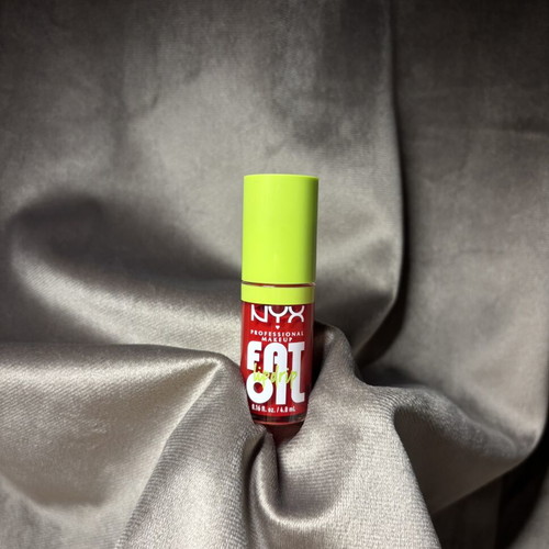 Nyx Fat Oil Lip Oil for Nourishing, High Pigment, Non-Sticky Shine