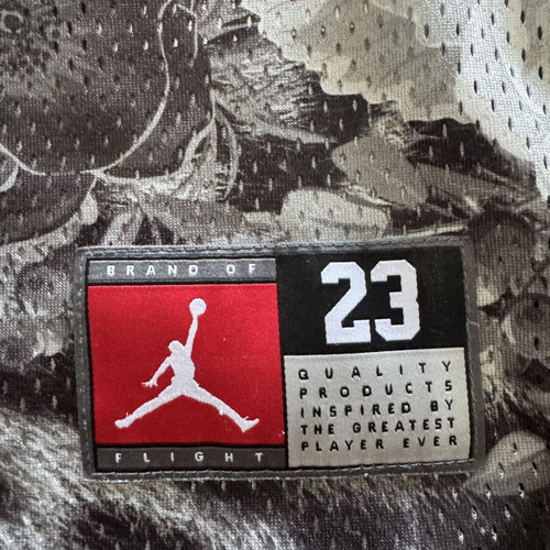 Jordan Kids' T-shirt size XL like new, black