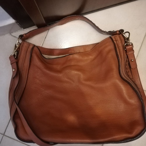 Women's shoulder bag used