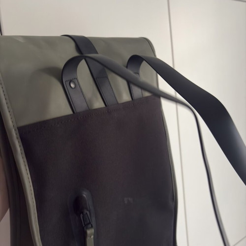 Rains backbag large size like new, olive green and black