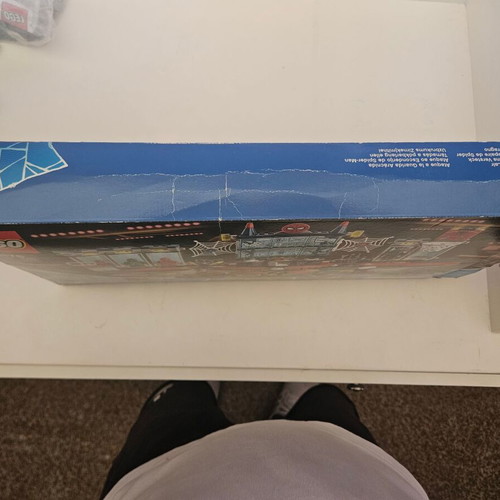 Lego Super Heroes 76175 Attack on the Spider Lair used with box and instructions