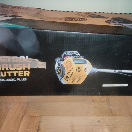 FFG GBC 252C PLUS two-stroke petrol shoulder brush cutter like new 2.2hp
