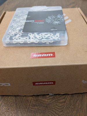 SRAM GX Eagle 12-speed cassette 10-50T with sealed SRAM X01 chain like new