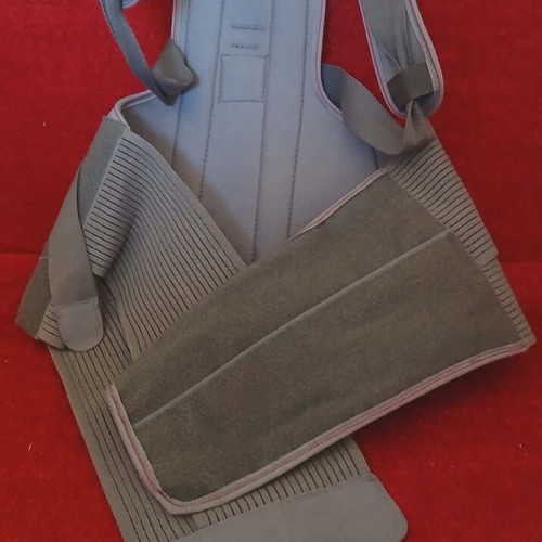 Taylor brace with underarm support like new, reinforced thoracolumbar splint
