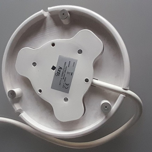 Izzy kettle used with plug discoloration