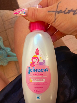Johnson's Bebe Kids Conditioner Spray new