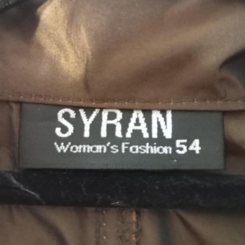 Syran Brown Windbreaker Jacket like new, size 7XL (fits 3XL-4XL)