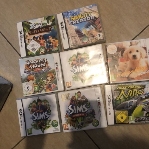 Nintendo DS and 3DS cases like new with manuals without games