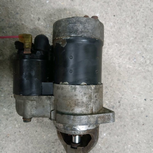 Suzuki DF 20 25 30 starter motor used in excellent condition