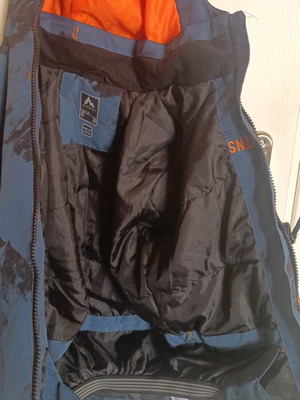 Mc Kinley jacket like new, boys 8 years, blue and orange, size 128 cm