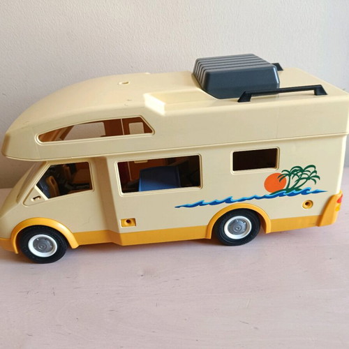 Playmobil caravan used, missing parts no breaks