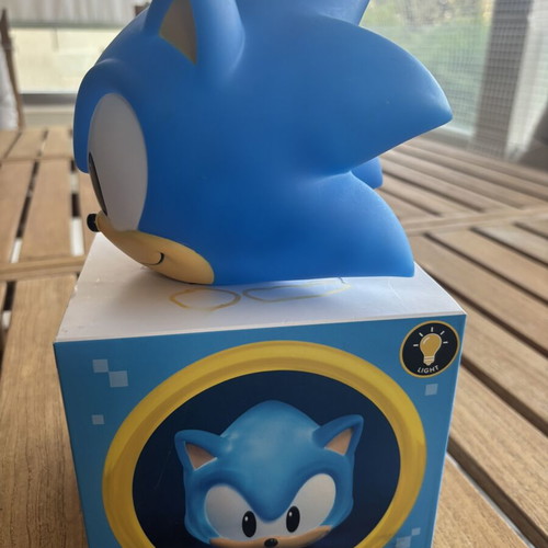 Sonic the Hedgehog Sonic Head Mood Light like new, portable, battery operated