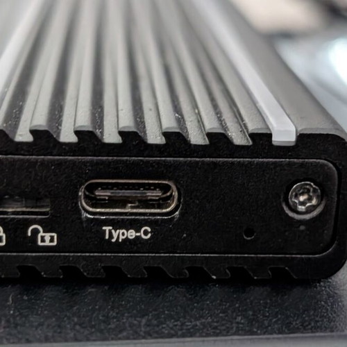 Icy Box Enclosure for M.2 PCI Express NVME SSD like new with USB 3.1 Type-C