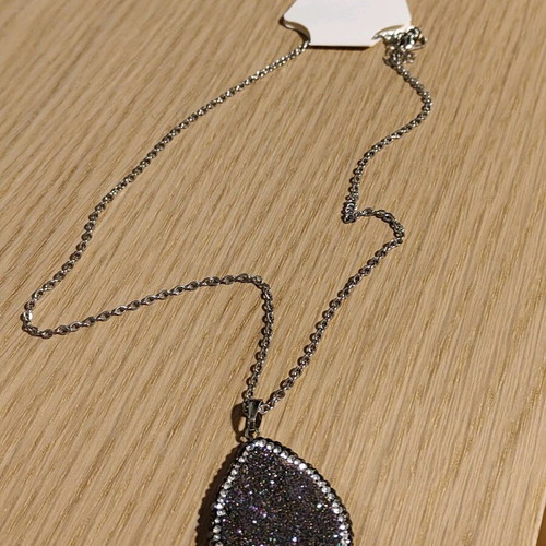 Necklace long impressive new, black and silver