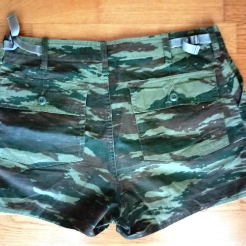 Cargo shorts camouflage size L/XL like new, cotton fabric