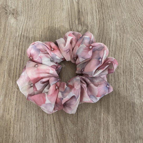 Scrunchie pink floral like new