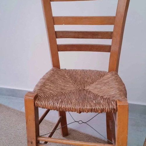 Chairs used, set of 4, with varnish and without