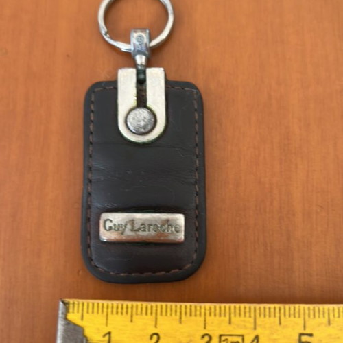 Guy Laroche leather keychain used, brown