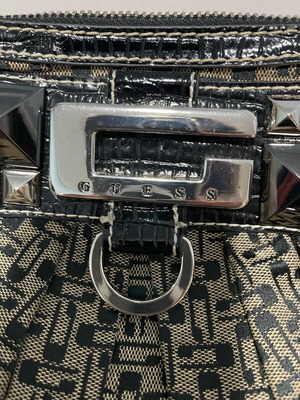 Guess shoulder bag used, black women's