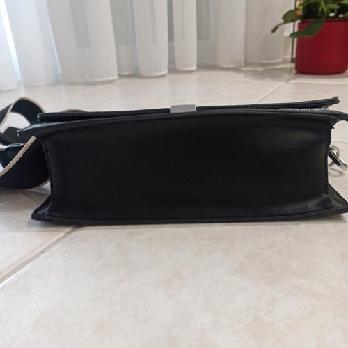 Bag to Bag black crossbody bag new