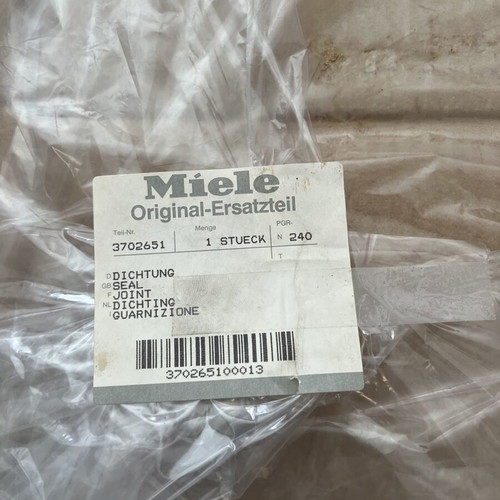 Miele oven seal new in packaging