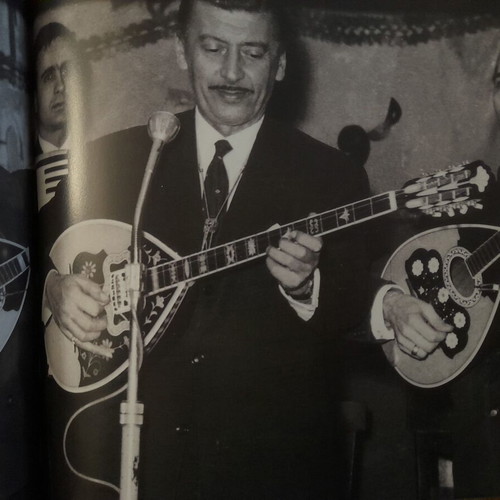 Biography book Giorgos Mitsakis like new