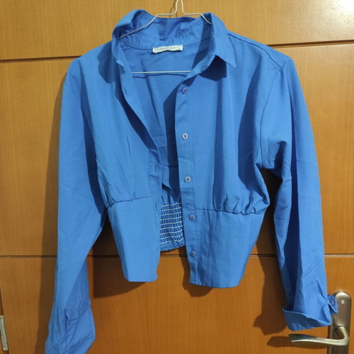 Blouse like new, fitted, blue